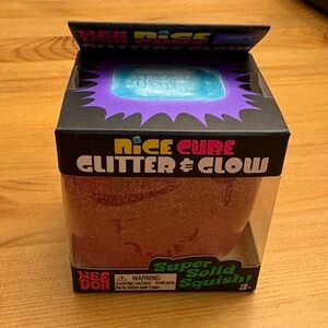 Nice Cube Glitter & Glow Super Solid Squish - pink Glitter